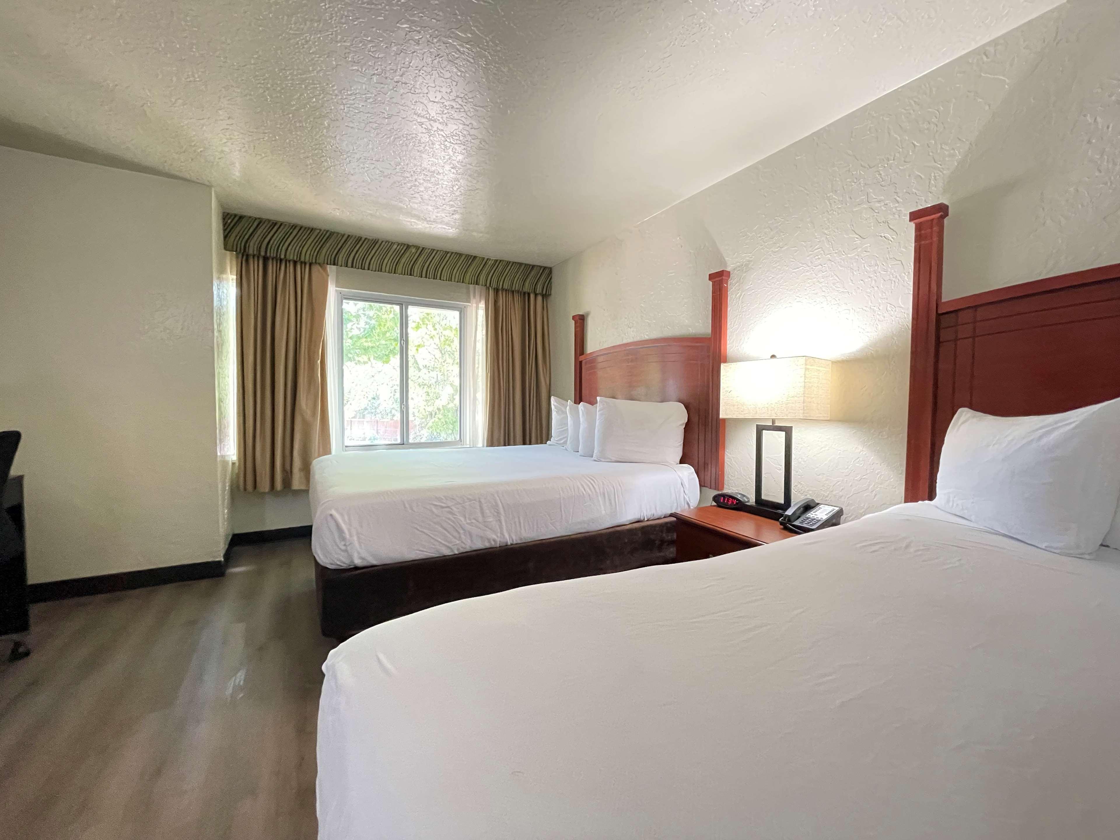 Hotel Surestay By Western Lawton