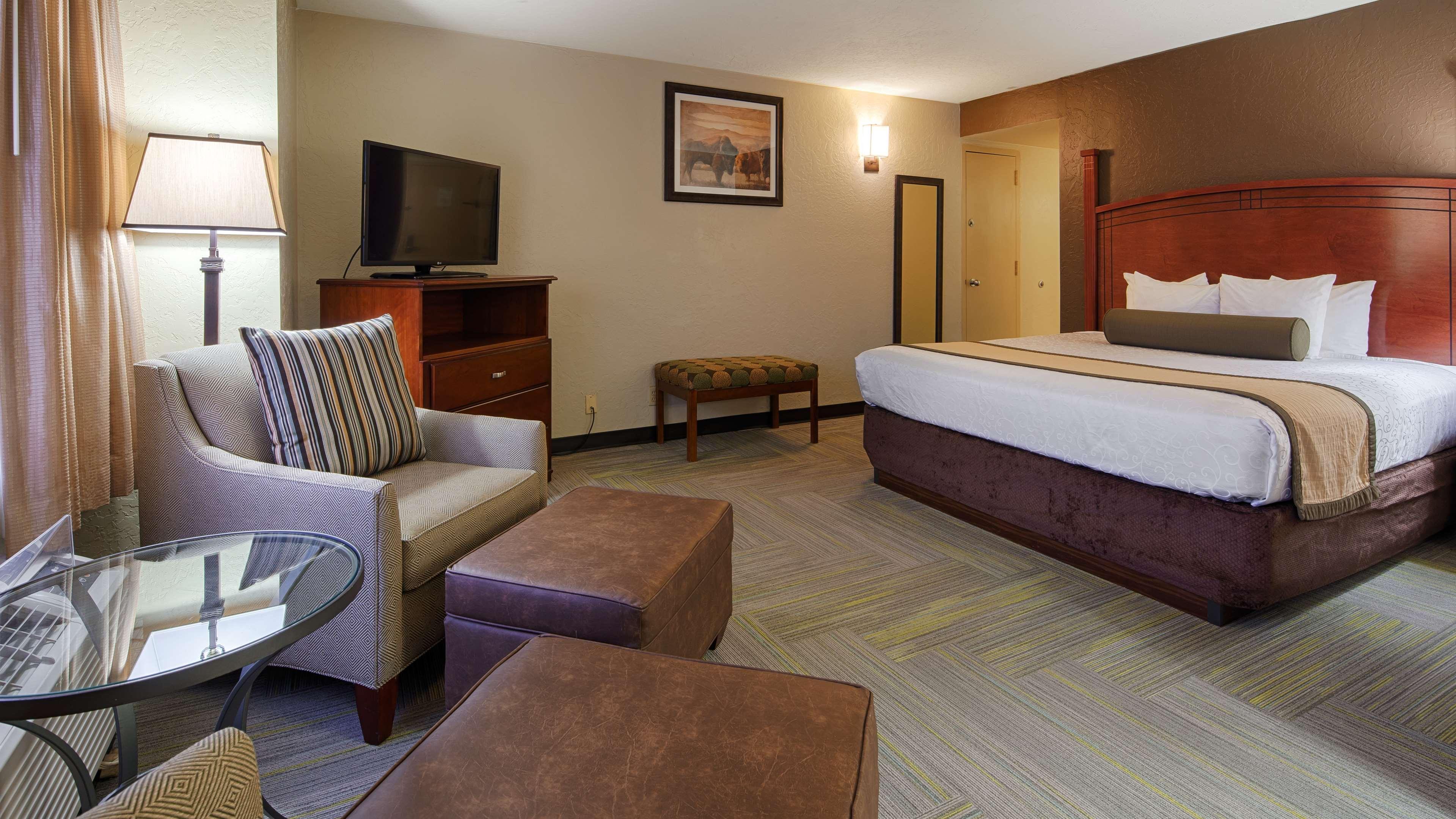 Surestay By Western Hotel