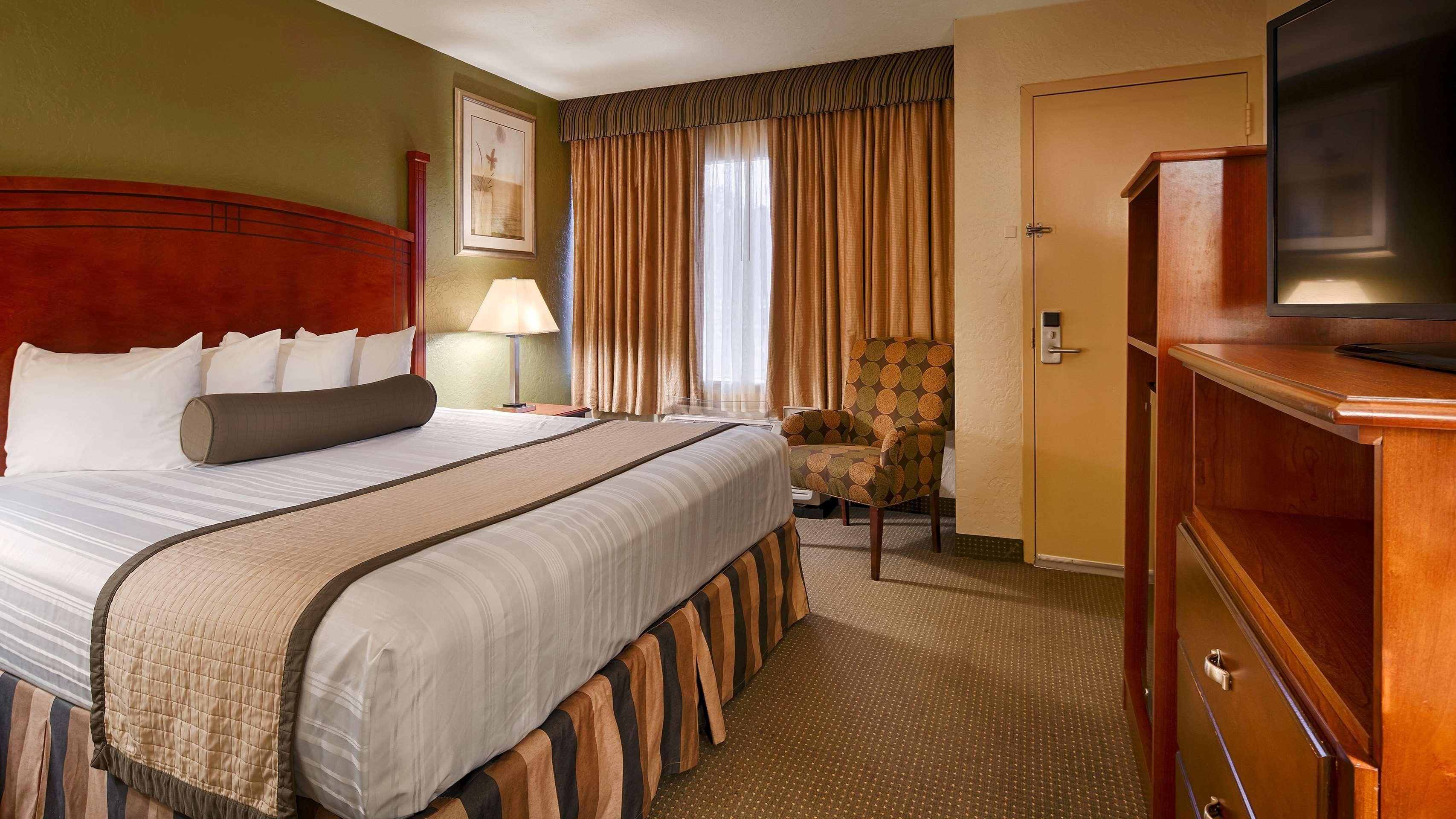 Surestay By Western Hotel