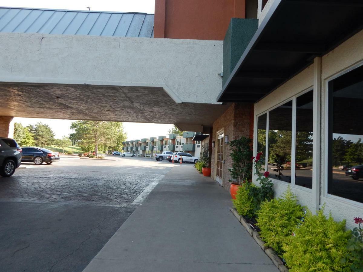 Hotel Surestay By Western Lawton