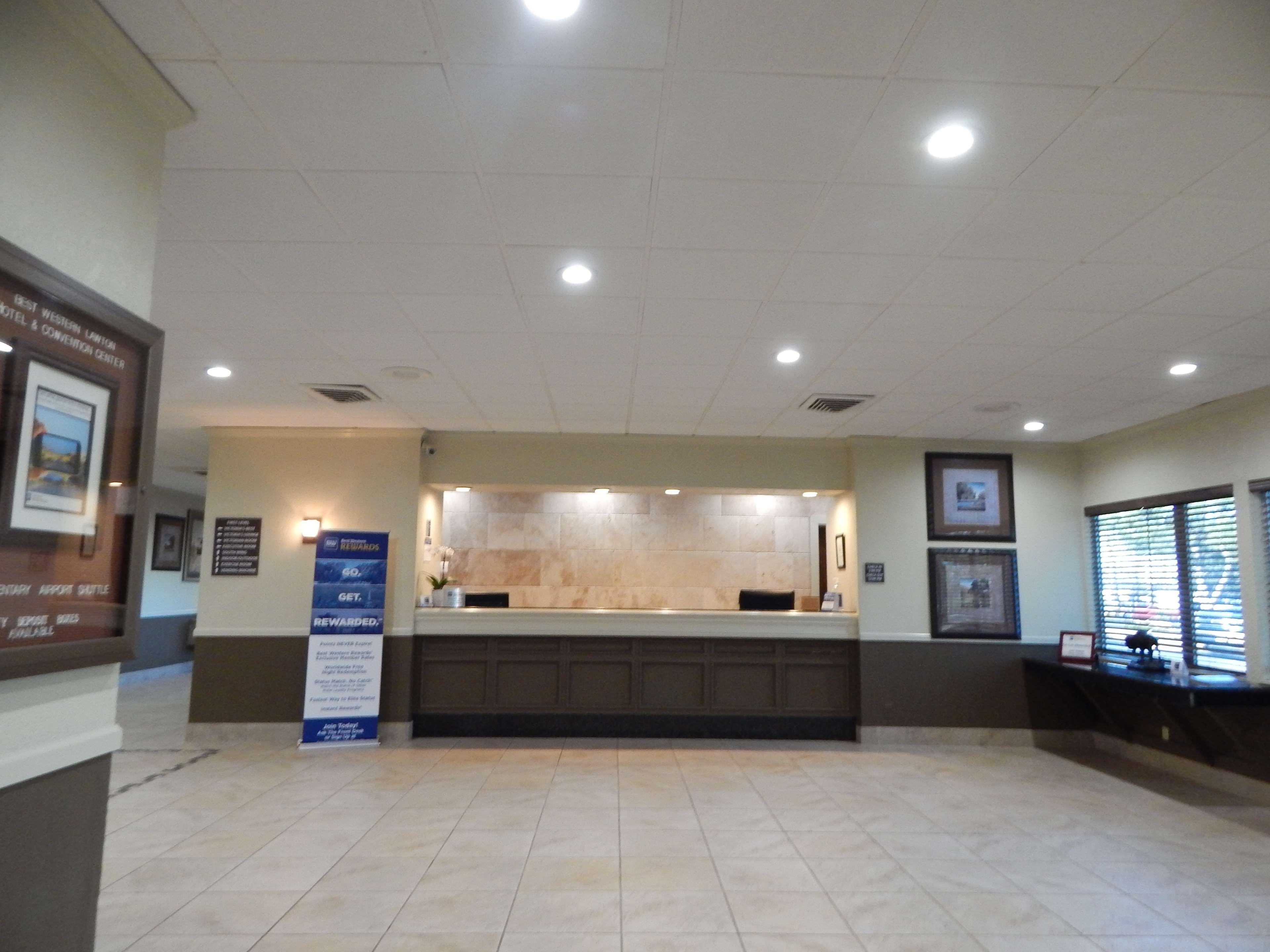 Hotel Surestay By Western Lawton